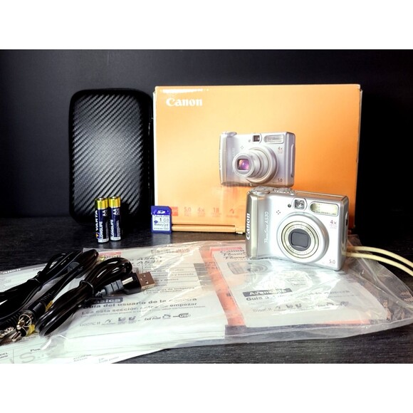 Canon PowerShot A530 5MP Compact Digital Camera Bundle-  Refurbished [G] - Picture 1 of 12